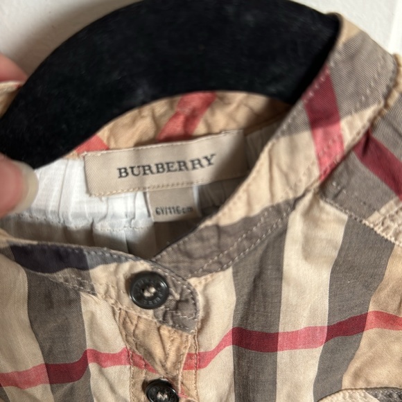 Burberry dress size 6y - Picture 3 of 3